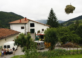 Cable aéreo del caserío Agerre Haundi